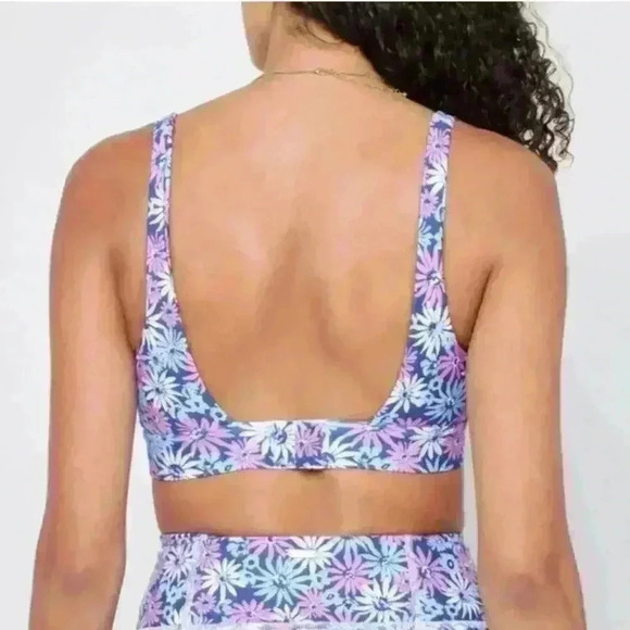 L*SPACE active Set! High Rise Leggings and underwire Bra Oopsie Daisy - Picture 2 of 14